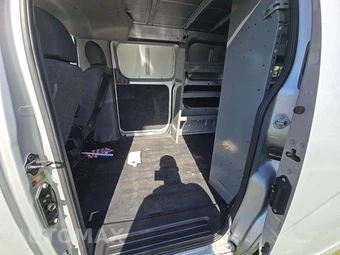 2020 Nissan NV200 Compact Cargo S 115.2" WB - miniatura 13