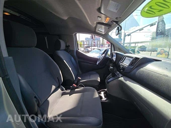 2020 Nissan NV200 Compact Cargo S 115.2" WB - miniatura 18
