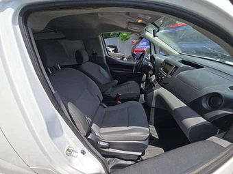 2020 Nissan NV200 Compact Cargo SV 115.2" WB - miniatura 18