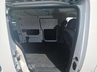 2020 Nissan NV200 Compact Cargo SV 115.2" WB - miniatura 16