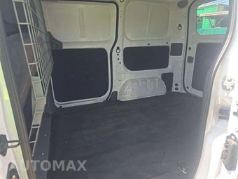 2020 Nissan NV200 Compact Cargo SV 115.2" WB - miniatura 13