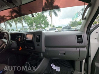 2020 Nissan NV2500 HD Cargo S Standard Roof 146.1" WB - miniatura 11
