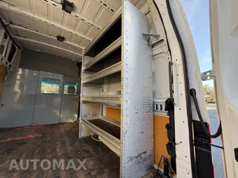 2020 Nissan NV2500 HD Cargo SV High Roof 146.1" WB - miniatura 16