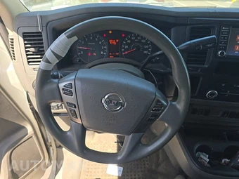 2020 Nissan NV2500 HD Cargo SV Standard Roof 146.1" WB - miniatura 10