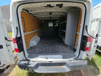 2020 Nissan NV2500 HD Cargo SV Standard Roof 146.1" WB - miniatura 13