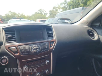 2020 Nissan Pathfinder Platinum - miniatura 11