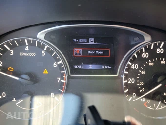 2020 Nissan Pathfinder S – miniatura 12