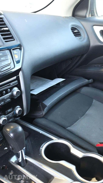 2020 Nissan Pathfinder S – miniatura 24