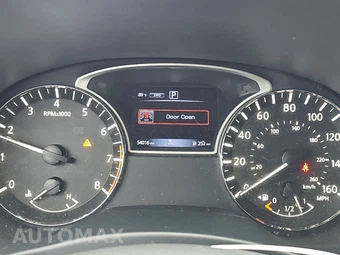 2020 Nissan Pathfinder S – miniatura 12