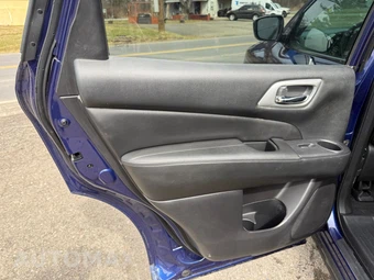 2020 Nissan Pathfinder S – miniatura 22