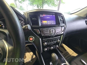 2020 Nissan Pathfinder S – miniatura 10