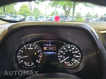 2020 Nissan Pathfinder S – miniatura 9