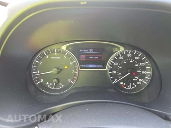 2020 Nissan Pathfinder SL – miniatura 9