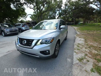 2020 Nissan Pathfinder SL