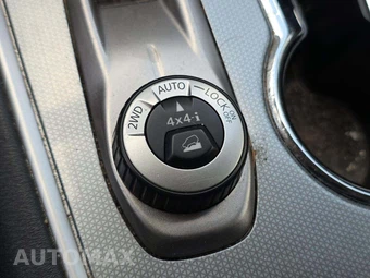 2020 Nissan Pathfinder SL – miniatura 45
