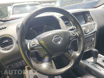 2020 Nissan Pathfinder SL – miniatura 10