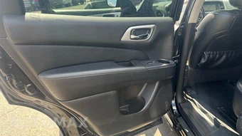 2020 Nissan Pathfinder SL - miniatura 12