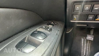 2020 Nissan Pathfinder SL - miniatura 28