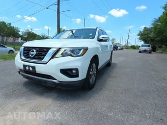 2020 Nissan Pathfinder SL