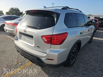 2020 Nissan Pathfinder SL – miniatura 4