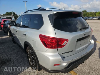 2020 Nissan Pathfinder SL – miniatura 6