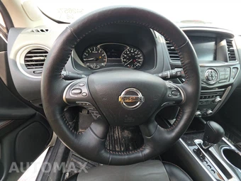 2020 Nissan Pathfinder SL – miniatura 10