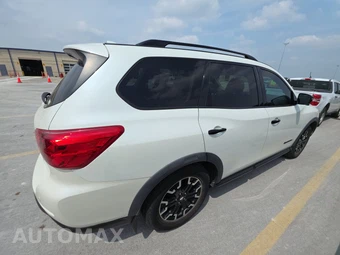 2020 Nissan Pathfinder SL – miniatura 4