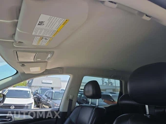 2020 Nissan Pathfinder SL – miniatura 8