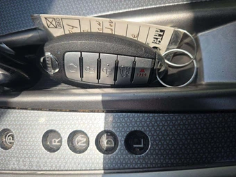 2020 Nissan Pathfinder SL – miniatura 8
