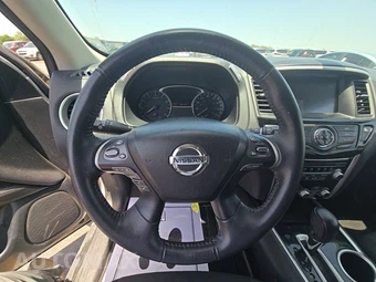 2020 Nissan Pathfinder SV - miniatura 10