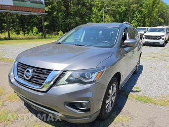 2020 Nissan Pathfinder SV