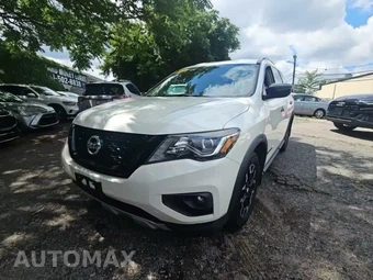 2020 Nissan Pathfinder SV