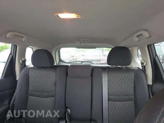 2020 Nissan Rogue S – miniatura 11