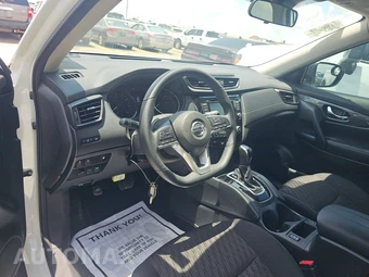 2020 Nissan Rogue S – miniatura 17