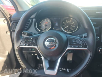 2020 Nissan Rogue Sport S - miniatura 10