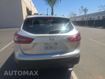 2020 Nissan Rogue Sport S - miniatura 5