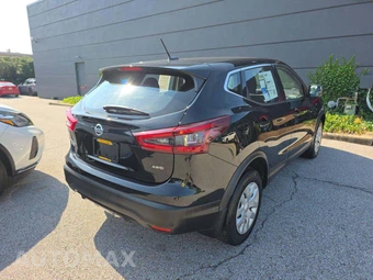 2020 Nissan Rogue Sport S - miniatura 3