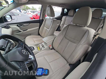 2020 Nissan Rogue Sport SL - miniatura 6