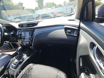 2020 Nissan Rogue Sport SL - miniatura 19