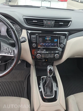 2020 Nissan Rogue Sport SV - miniatura 11