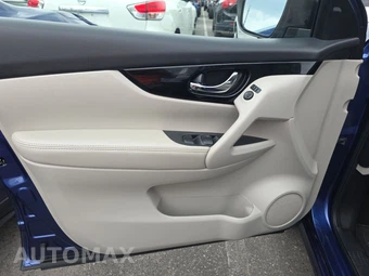 2020 Nissan Rogue Sport SV - miniatura 9