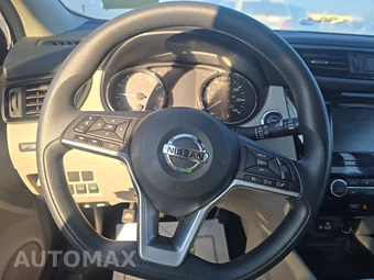 2020 Nissan Rogue Sport SV - miniatura 10