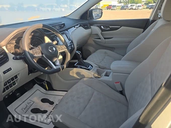 2020 Nissan Rogue Sport SV - miniatura 7