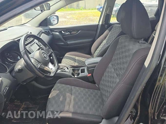 2020 Nissan Rogue Sport SV - miniatura 3