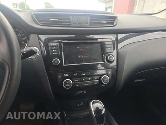 2020 Nissan Rogue Sport SV - miniatura 10