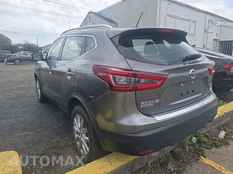 2020 Nissan Rogue Sport SV - miniatura 2