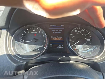2020 Nissan Rogue Sport SV - miniatura 6