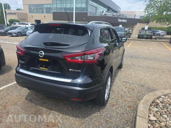 2020 Nissan Rogue Sport SV - miniatura 3