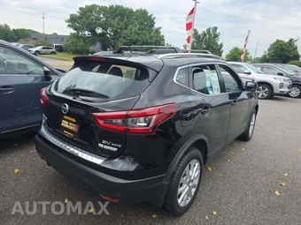 2020 Nissan Rogue Sport SV - miniatura 3