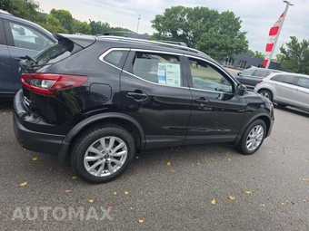 2020 Nissan Rogue Sport SV - miniatura 4